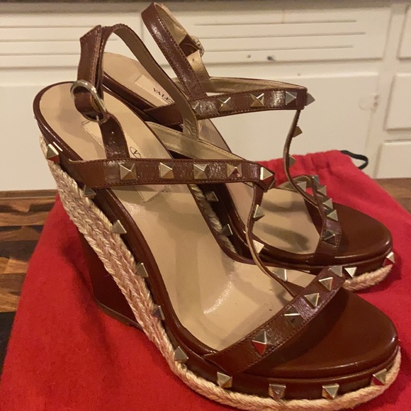 Valentino Garavani rockstud ultra high wedges - Picture 7 of 8
